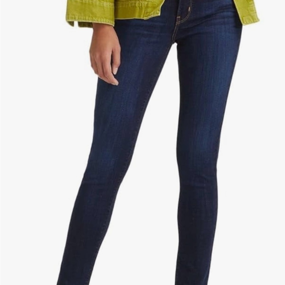 New with tags! Levi's Dark Blue 311 Shaping Skinny Jeans:  29 and 30 Reg